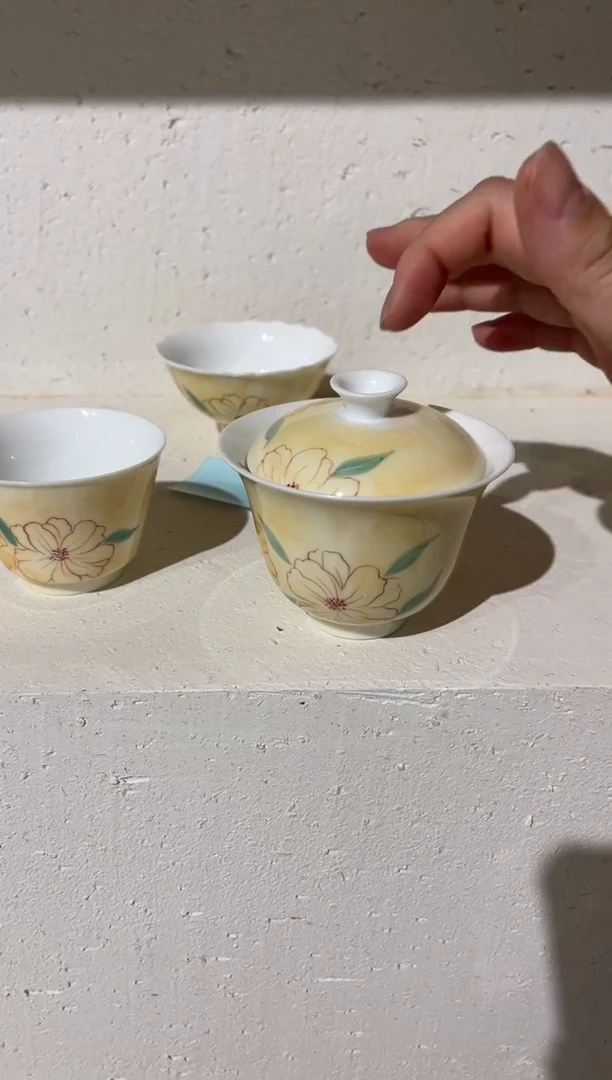 【闪购商品】玉泥-暖黄花境-华初盖碗