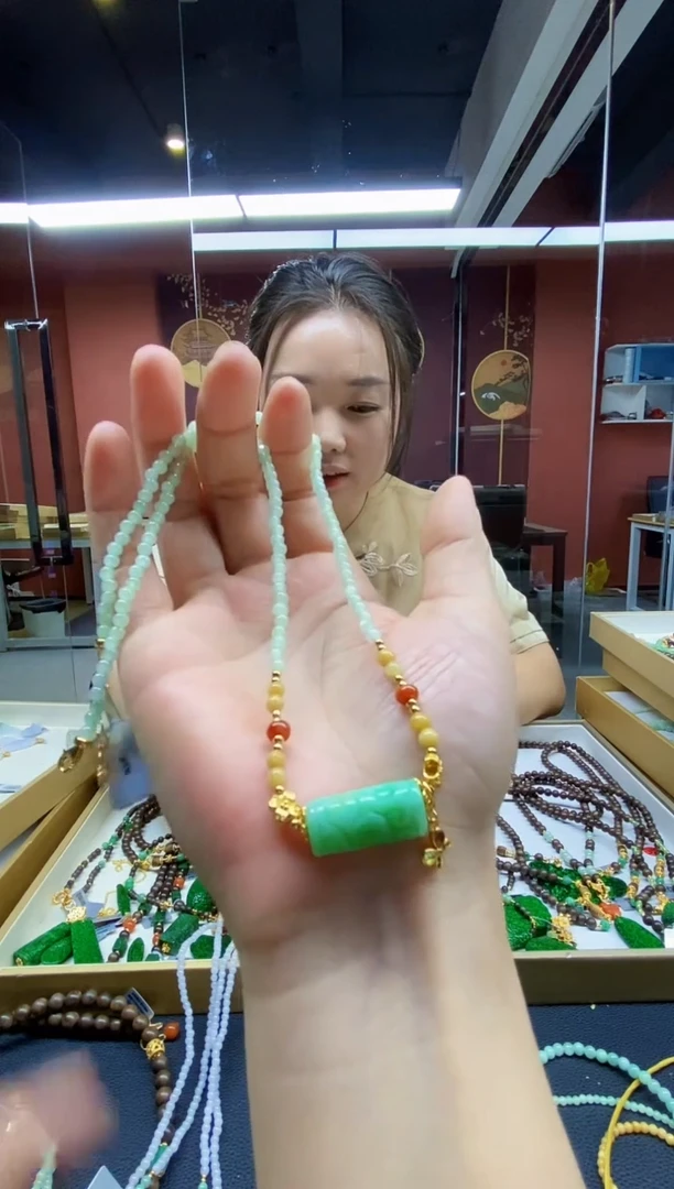 颈饰未镶嵌翡翠翡翠吊坠