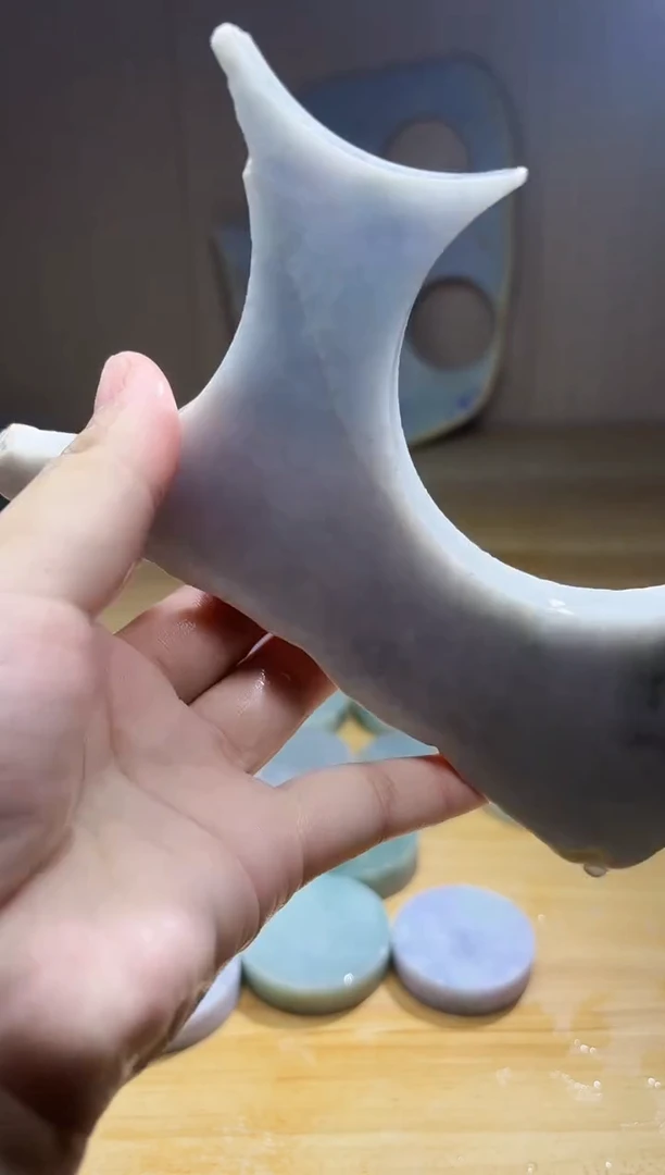 翡翠未镶嵌颈饰翡翠A货 姜谭216