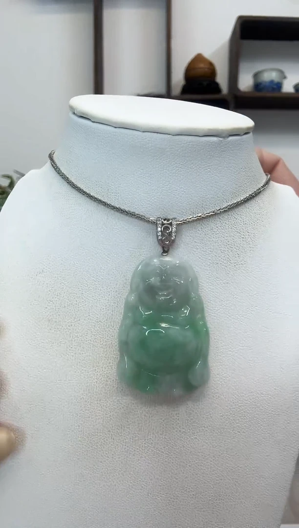 吊坠(赠链)银S925镶嵌翡翠站佛