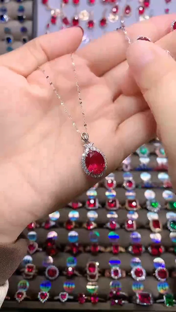 【闪购商品】红宝石吊坠(赠链)银S925镶嵌银色