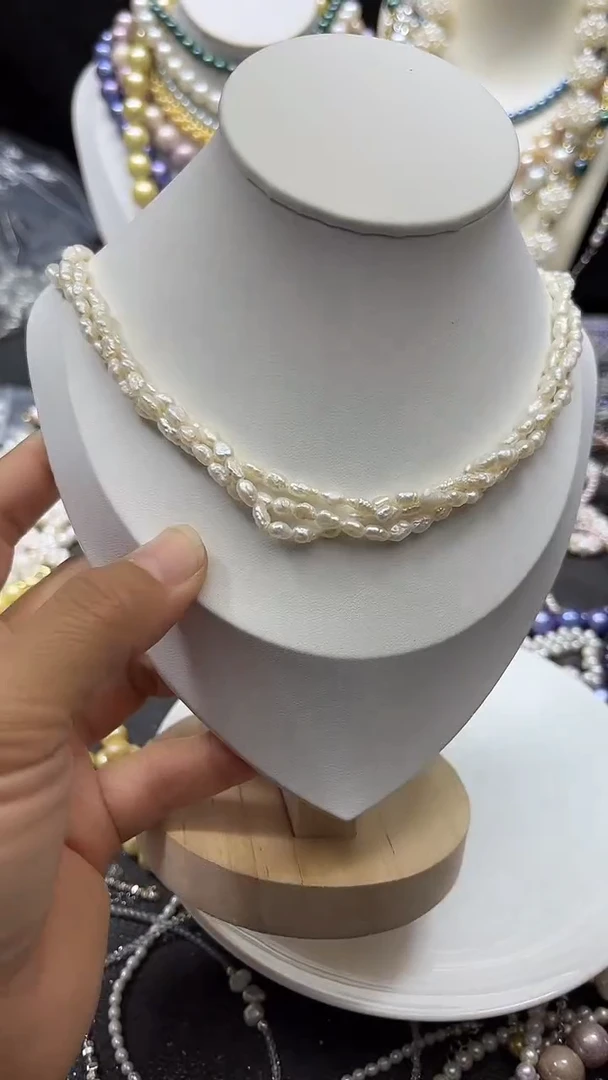 颈饰未镶嵌淡水珍珠多人