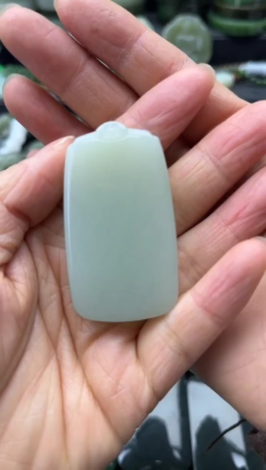 未镶嵌和田玉珠宝半成品牌子