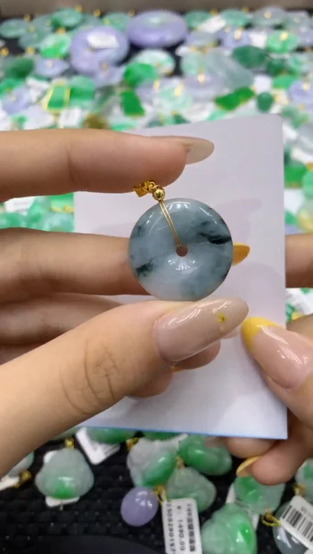 颈饰未镶嵌翡翠天然缅甸翡翠A货