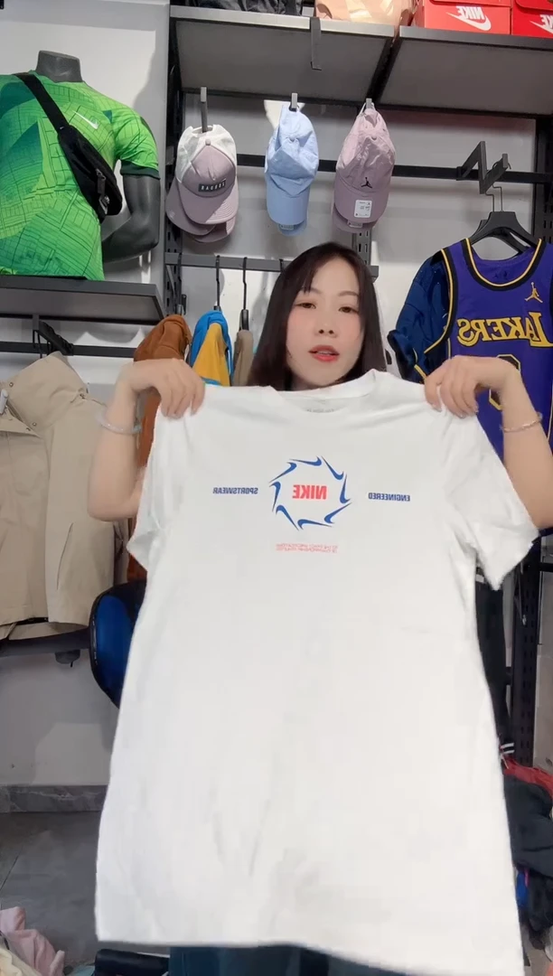 1626  编码 瑕疵款直播间过款为准 尺码
