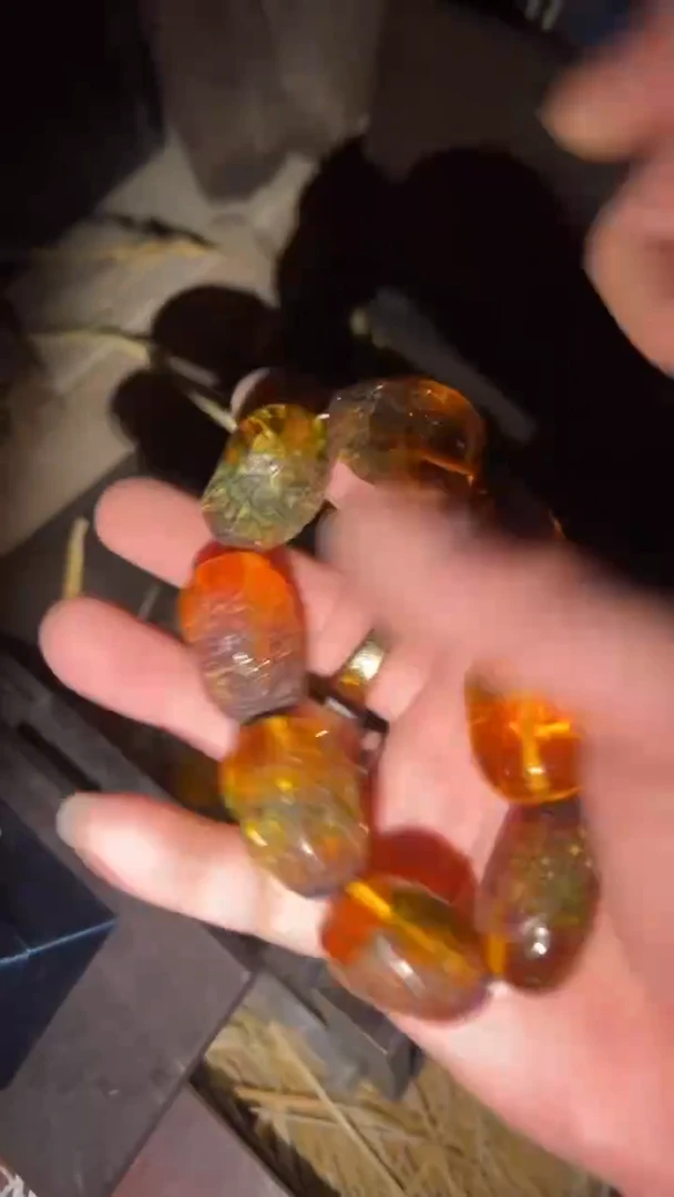 【闪购商品】琥珀手串未镶嵌闪购商品高端专用链接