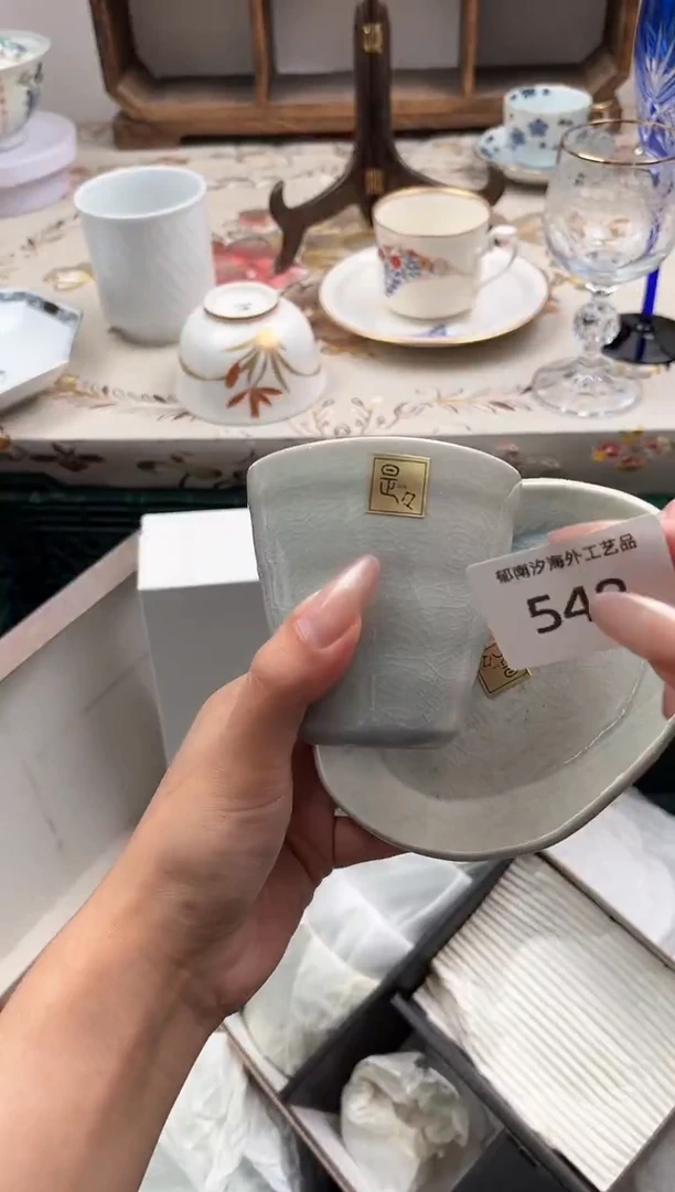 瓷片?****哆E         548