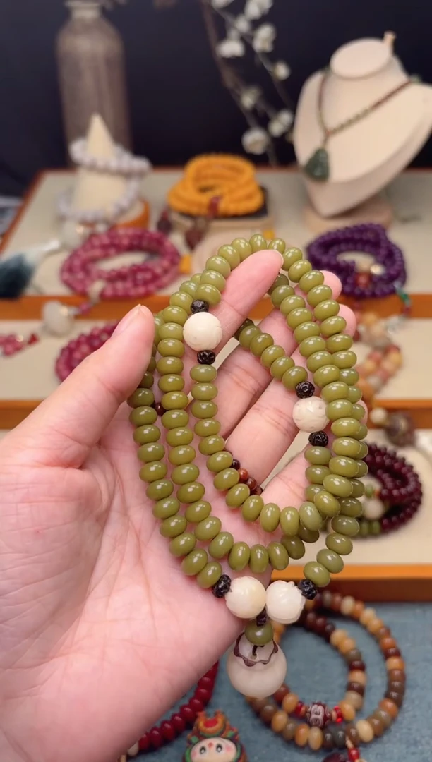 手串白玉菩提钱袋