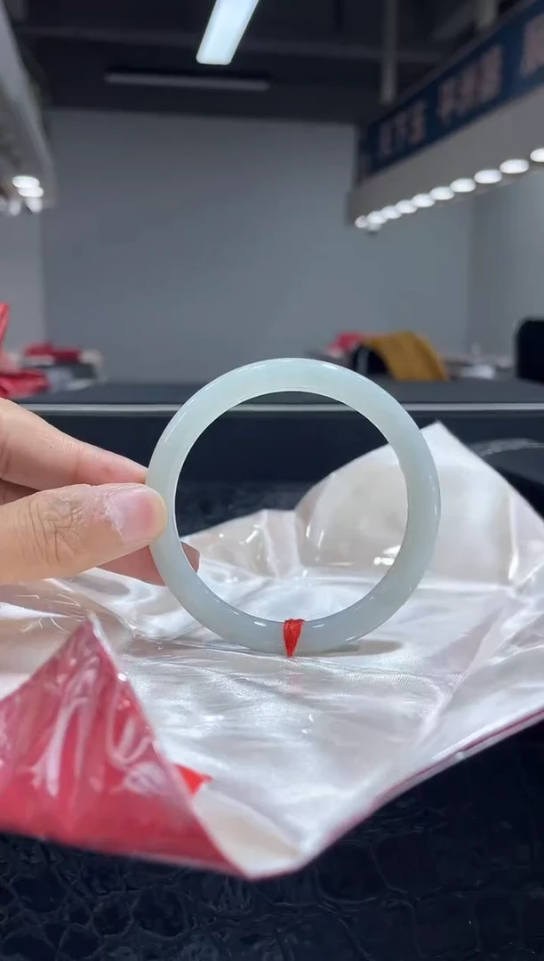 未镶嵌手镯翡翠6