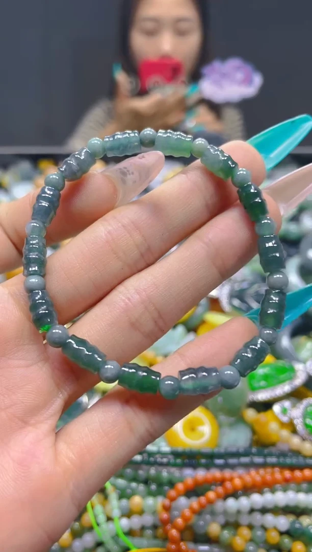 颈饰未镶嵌翡翠5MM/H/翡翠A货，一件也是批发价