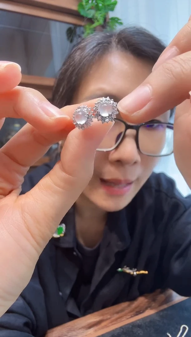 18K金镶嵌翡翠耳饰00003580