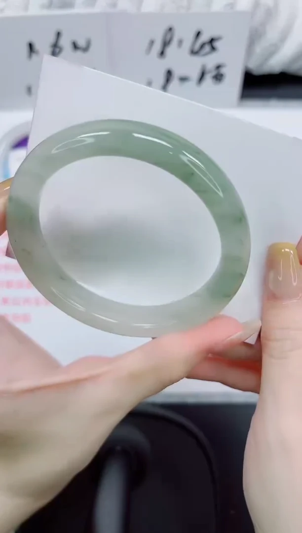 石英质玉手镯未镶嵌348