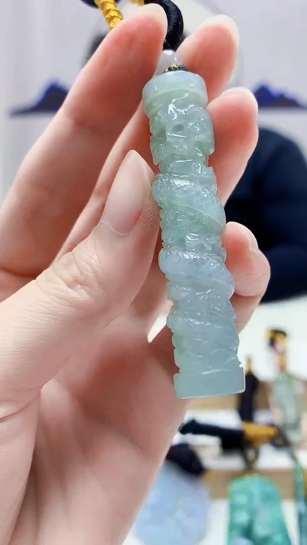 未镶嵌定制翡翠5060zm-毛货挂件22龙柱