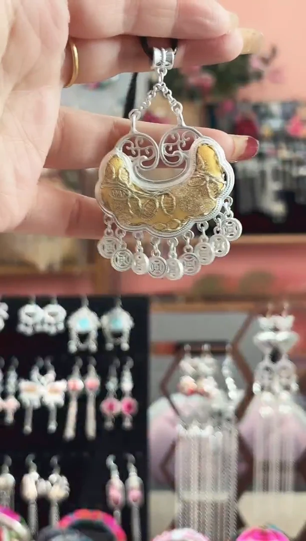 艺枝独绣手工饰品20