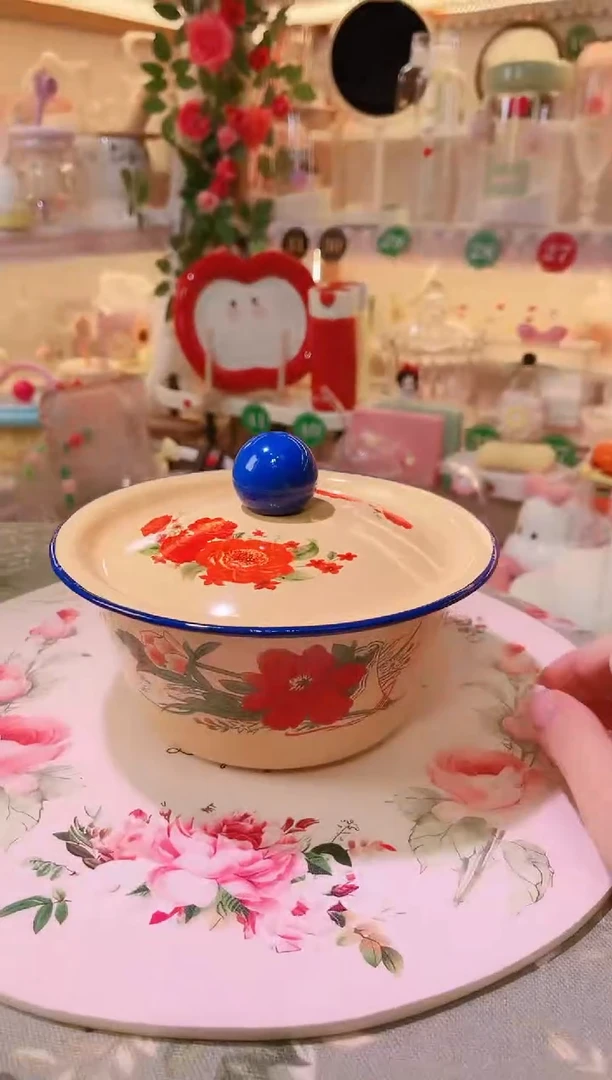 摆件品质好发货快放心拍！做旧搪瓷盆