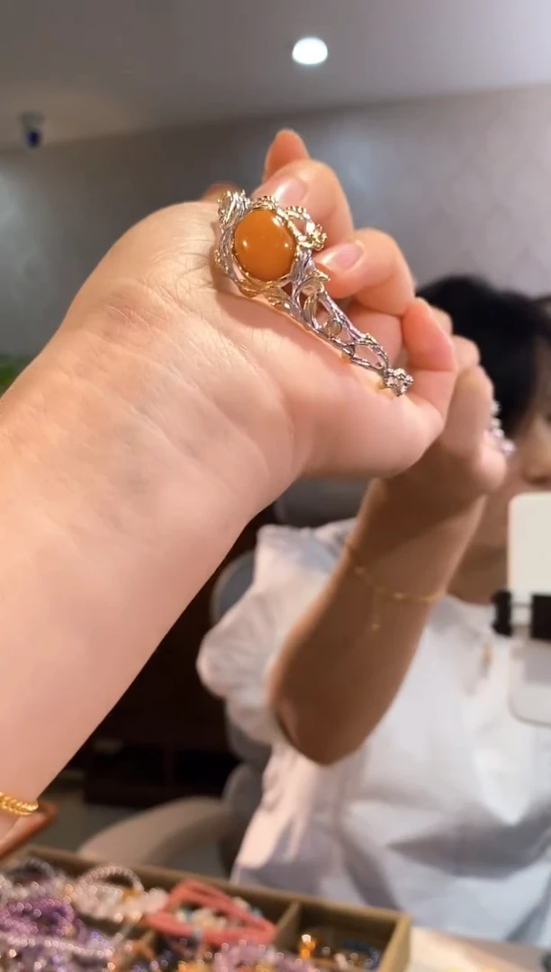 未镶嵌琥珀裸石天然琥珀蜜蜡首饰