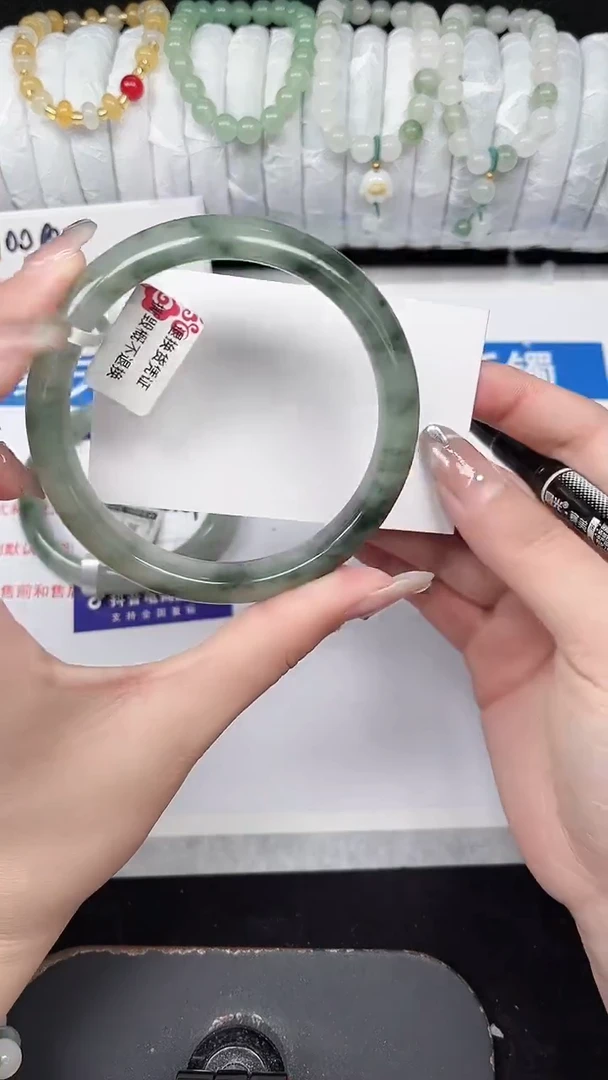 未镶嵌手镯石英质玉95-62/63