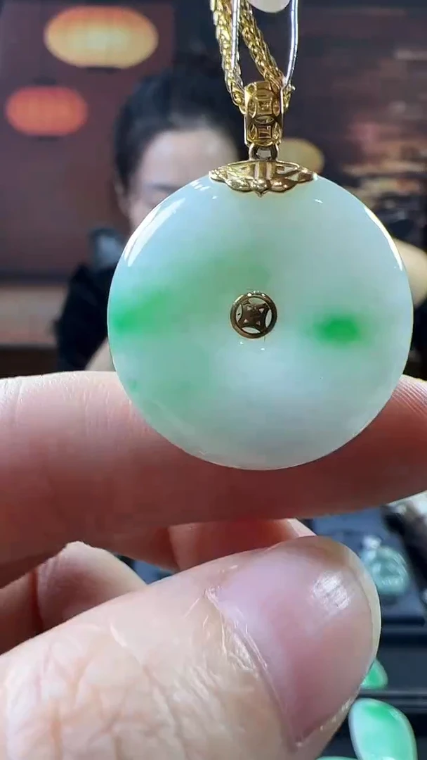 18K金镶嵌挂件翡翠平安扣不含链