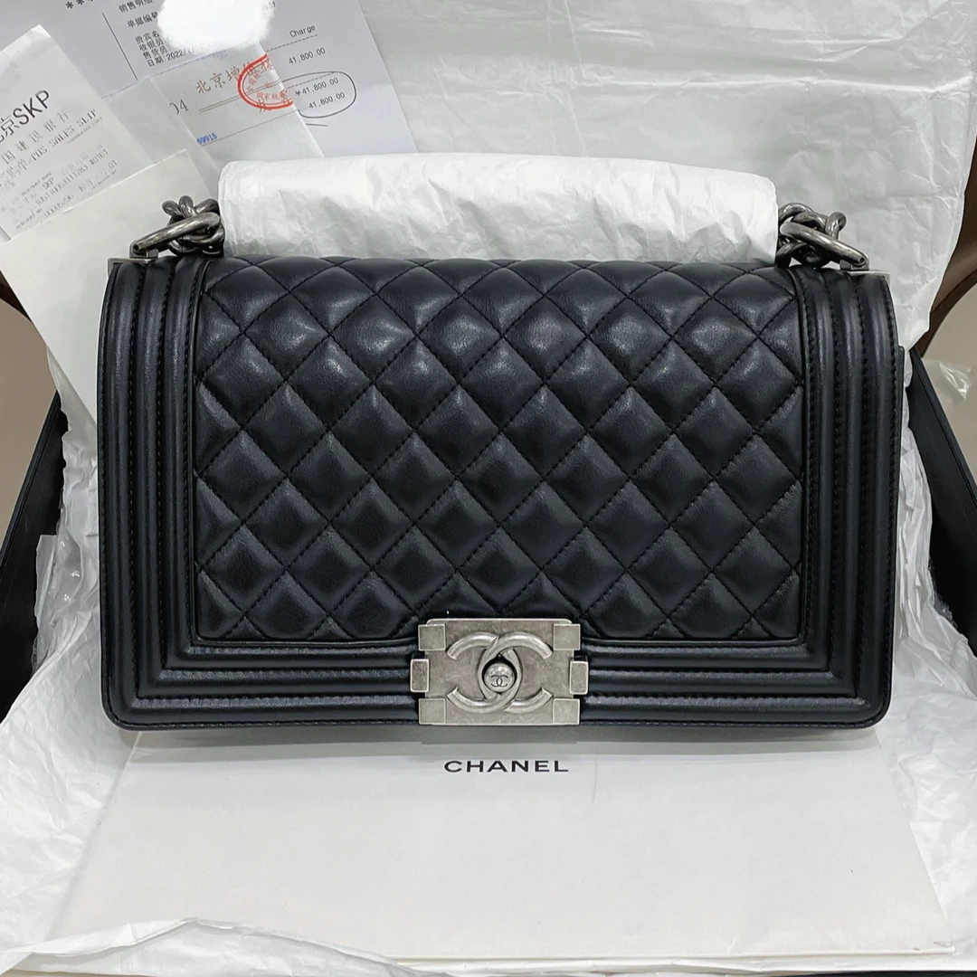 95新 Chanel/香奈儿 leboy黑银中号包包 /7JJ37768