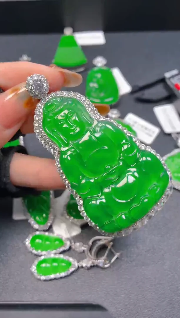 吊坠(不含链)银S925镶嵌翡翠二*111