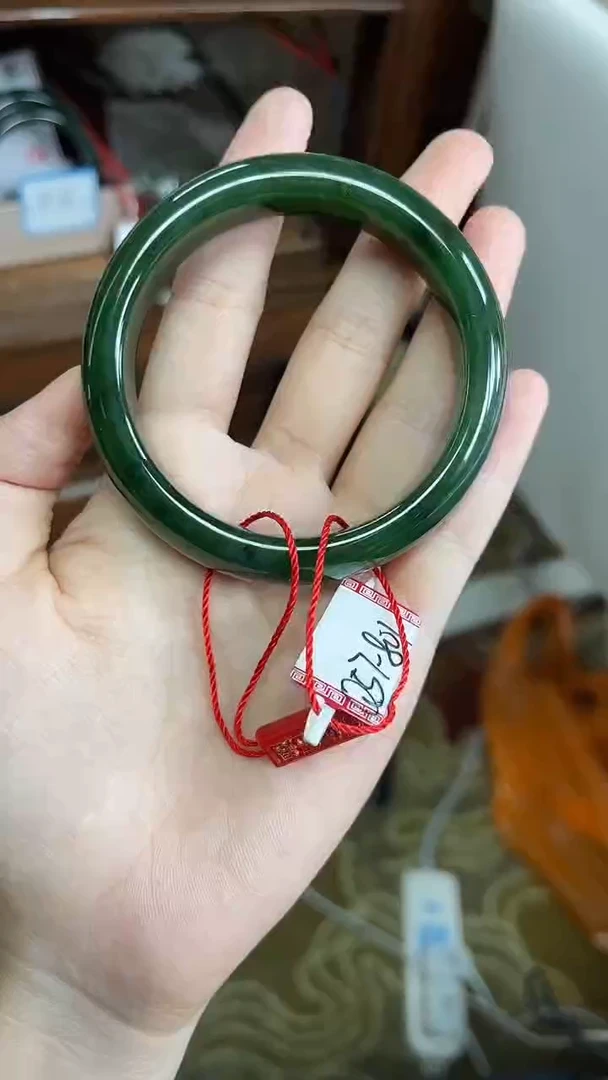 未镶嵌手镯和田玉57