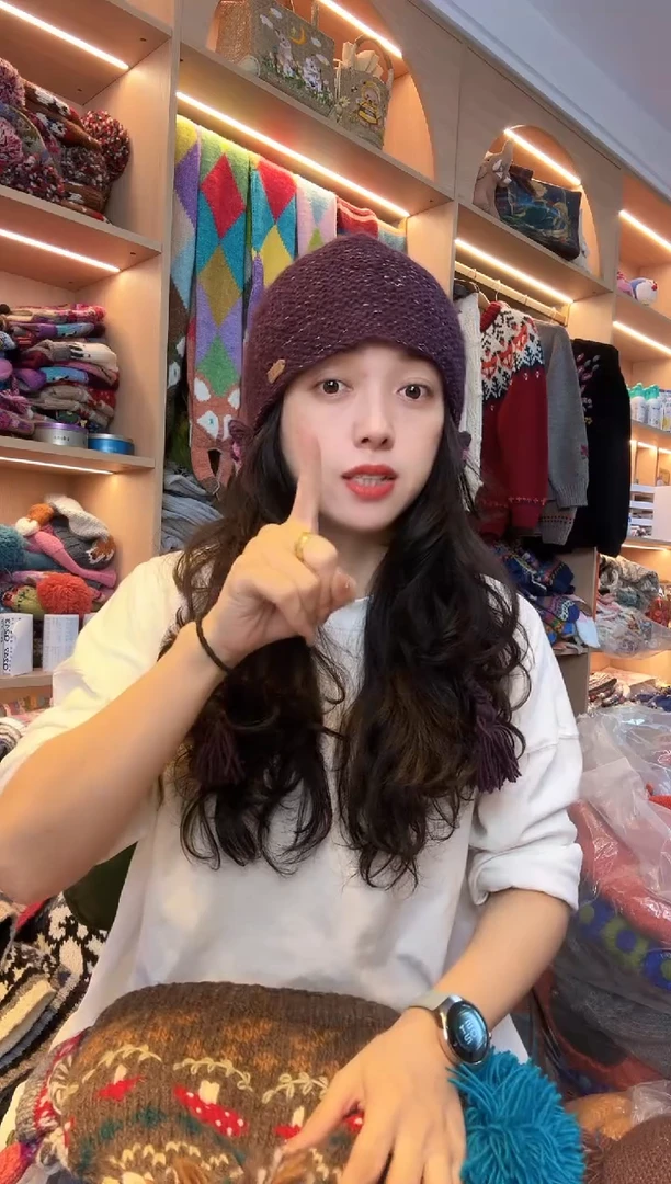 绵羊毛如*爱细羊毛咖色山茶花护耳帽q069