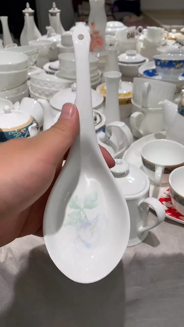 大调羹隆达骨质瓷花无缺