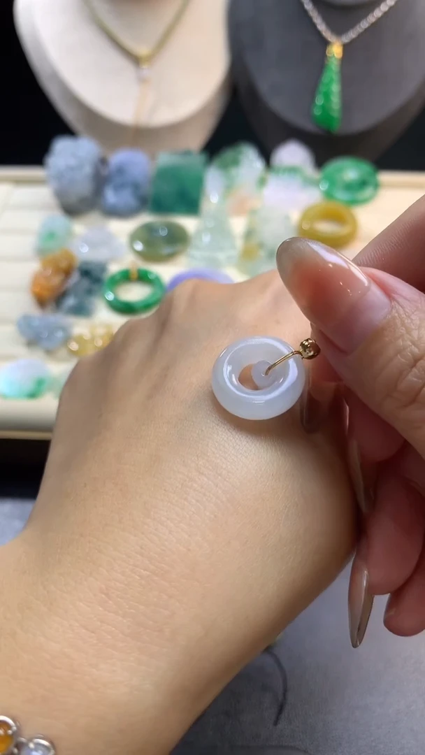 【闪购商品】翡翠颈饰合金翡翠