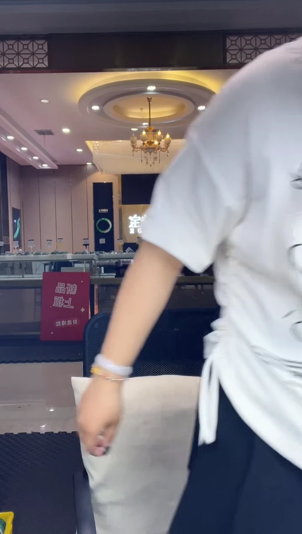 石英质玉手镯未镶嵌58-59