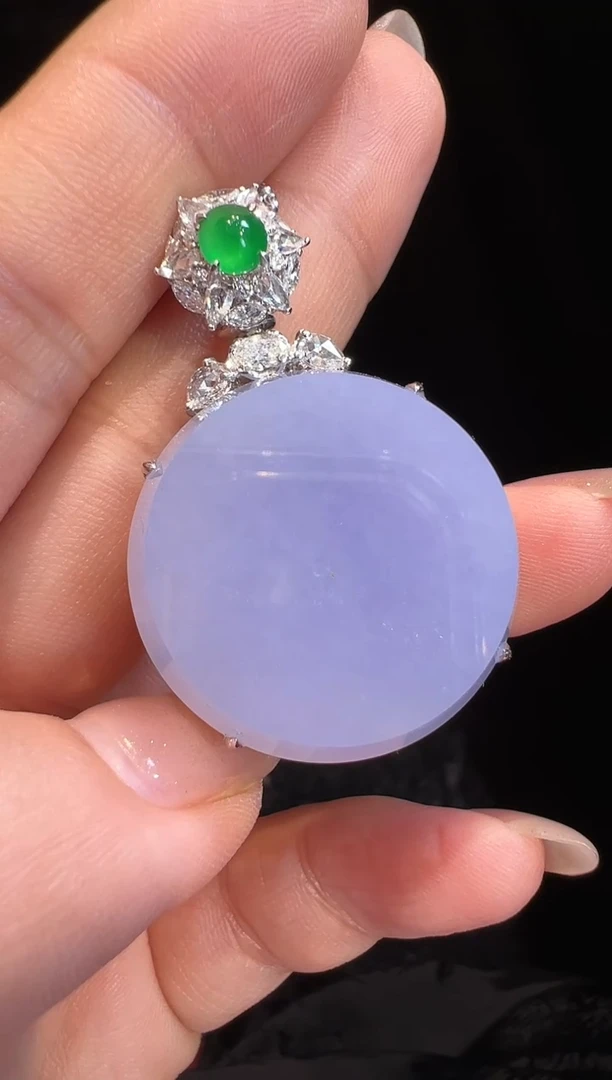 【闪购商品】翡翠颈饰18K金镶嵌吊坠