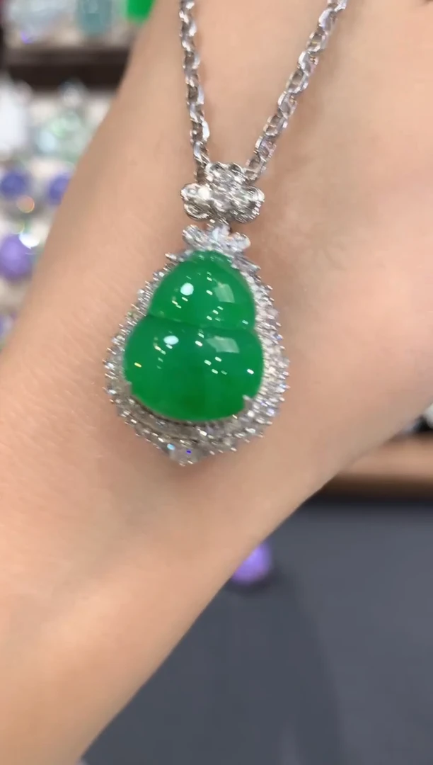 吊坠(不含链)18K金镶嵌翡翠q87