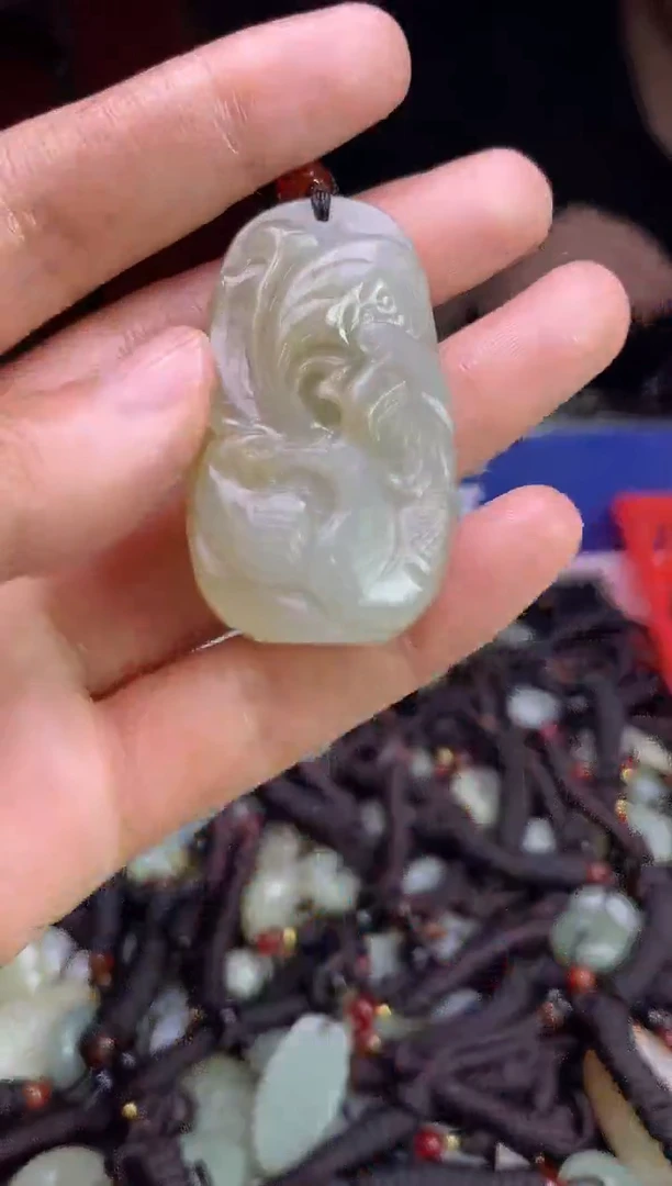 未镶嵌和田玉挂件1