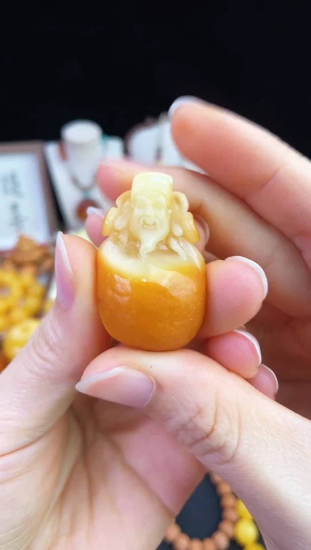 未镶嵌琥珀珠宝奇石陈*糖柒月