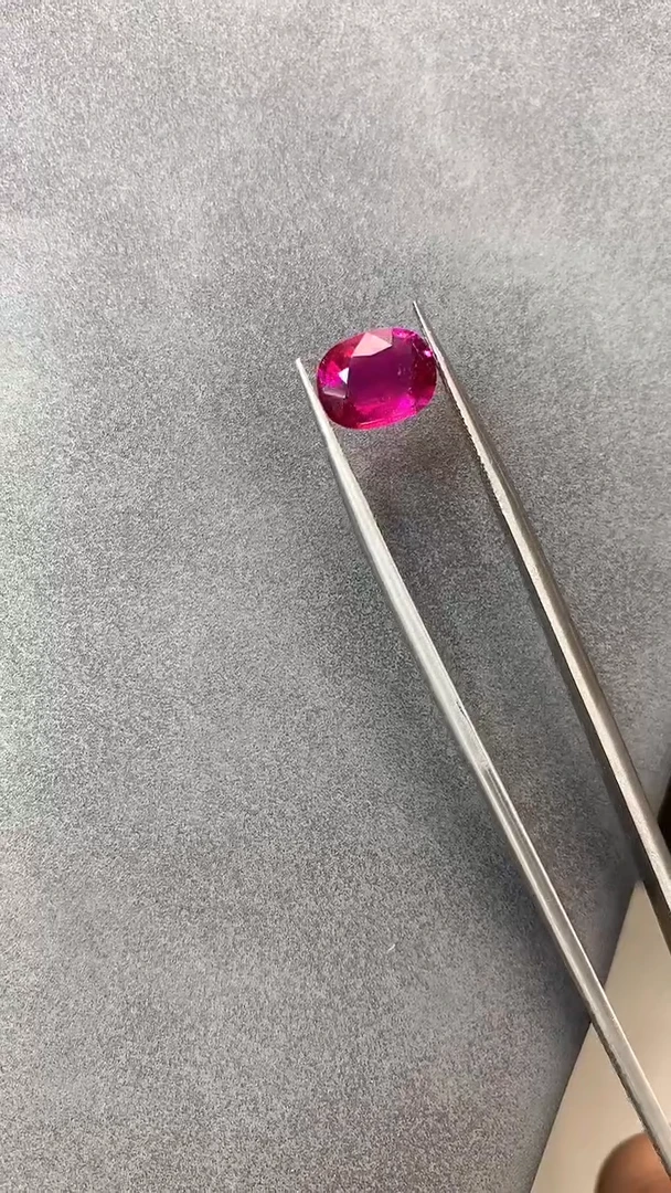 裸石未镶嵌碧玺卢比来裸石2.2ct