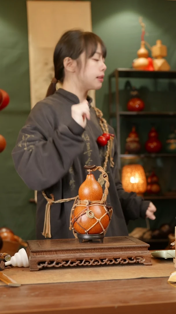 185号精品天然大漆酒葫芦一物一拍~