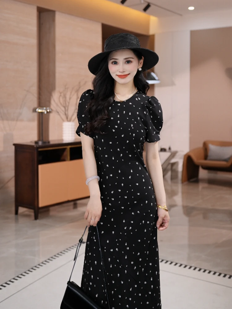 【赫本小姐圆领】45度斜裁黑色夏季气质收腰法式短袖长裙-Z2528
