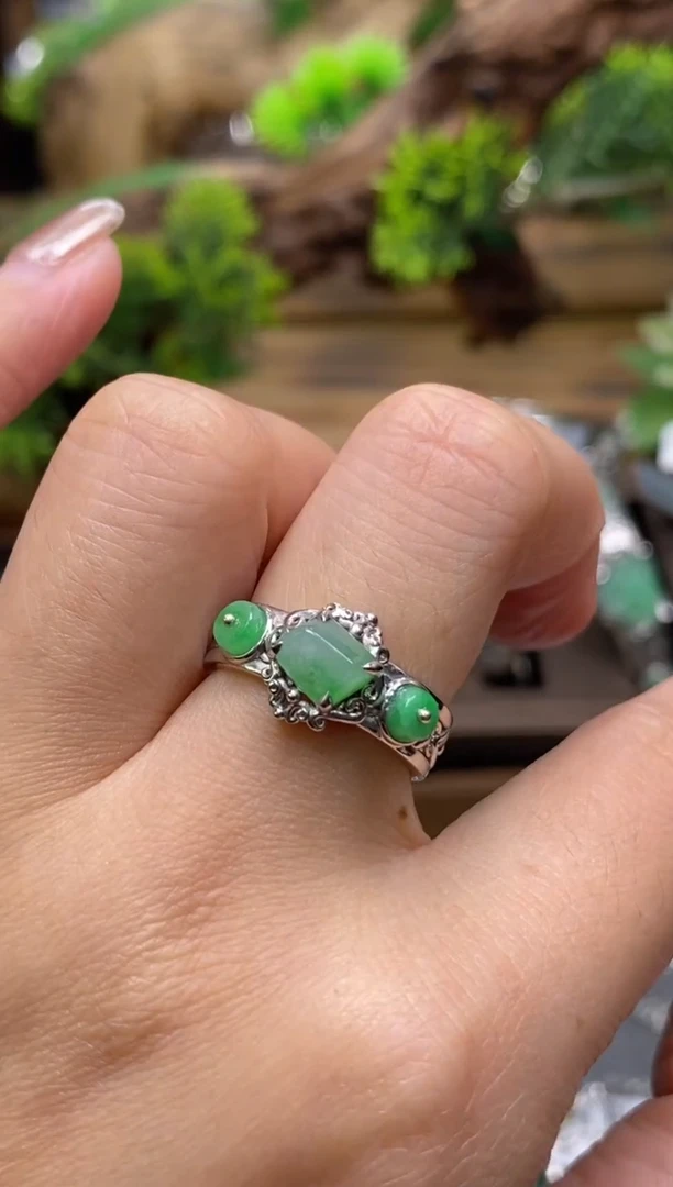 颈饰银S925镶嵌翡翠净货13873