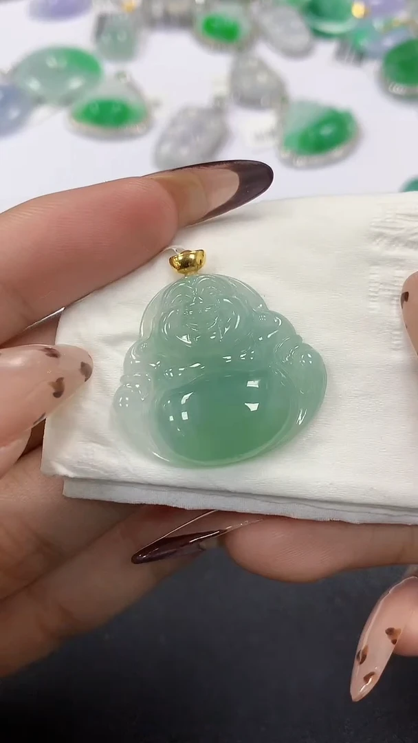 颈饰18K金镶嵌翡翠a货假一赔三支持复检百元上9元证书费自理