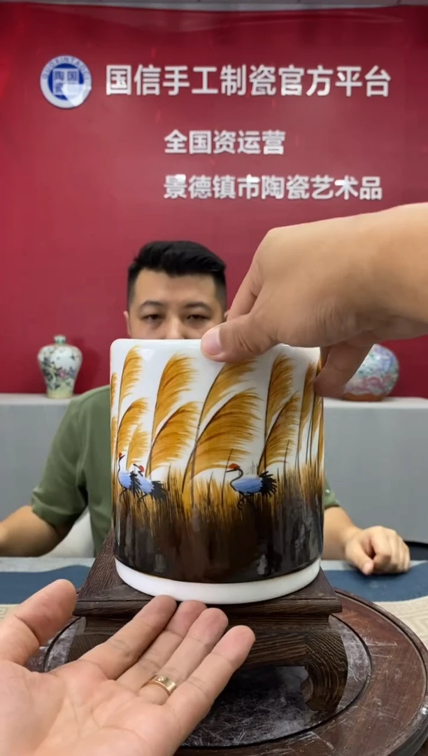 摆件b628景德镇瓷器一件