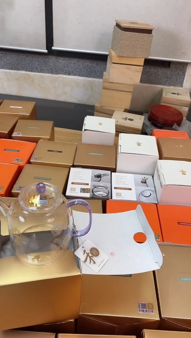 禾器/瑞币纹-宴臣壶/浅紫