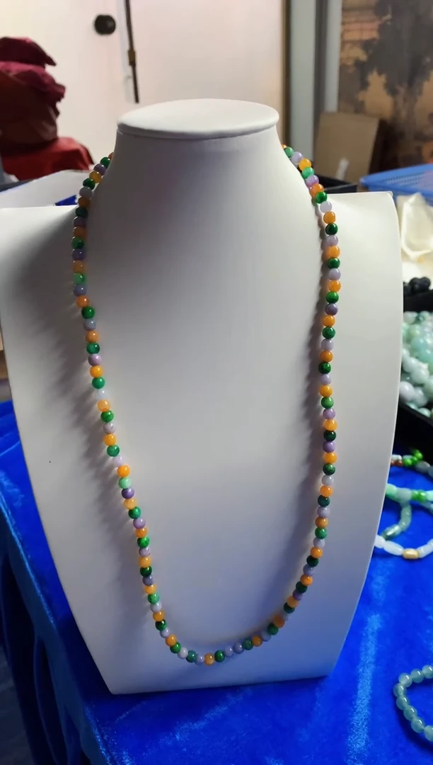 颈饰未镶嵌翡翠缅甸翡翠