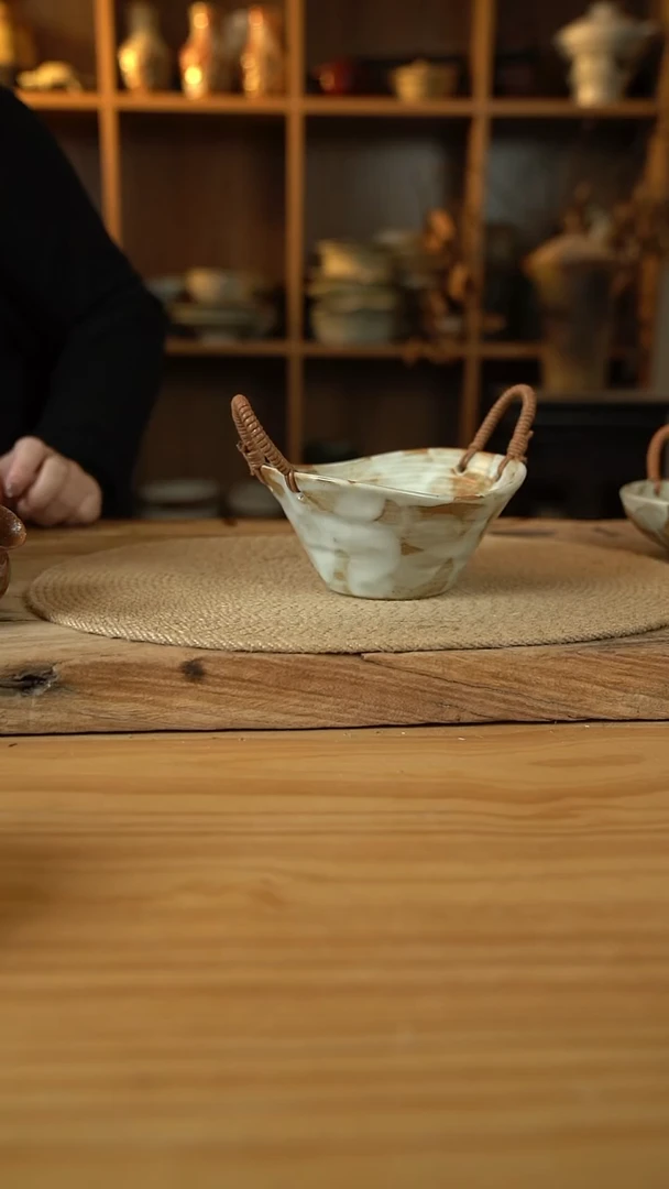 粉影系列的麻绳元宝桶1个