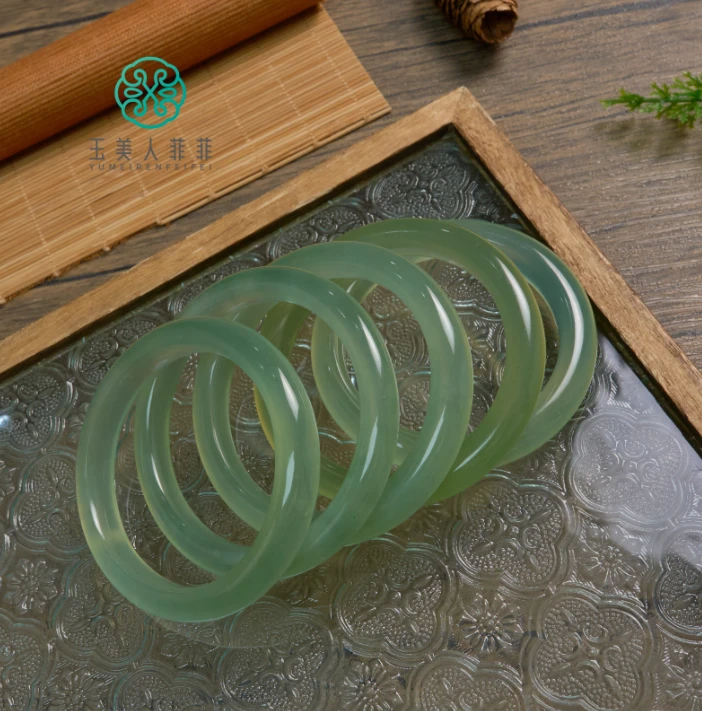 菲菲珠宝好*岫玉手镯-多样性发一