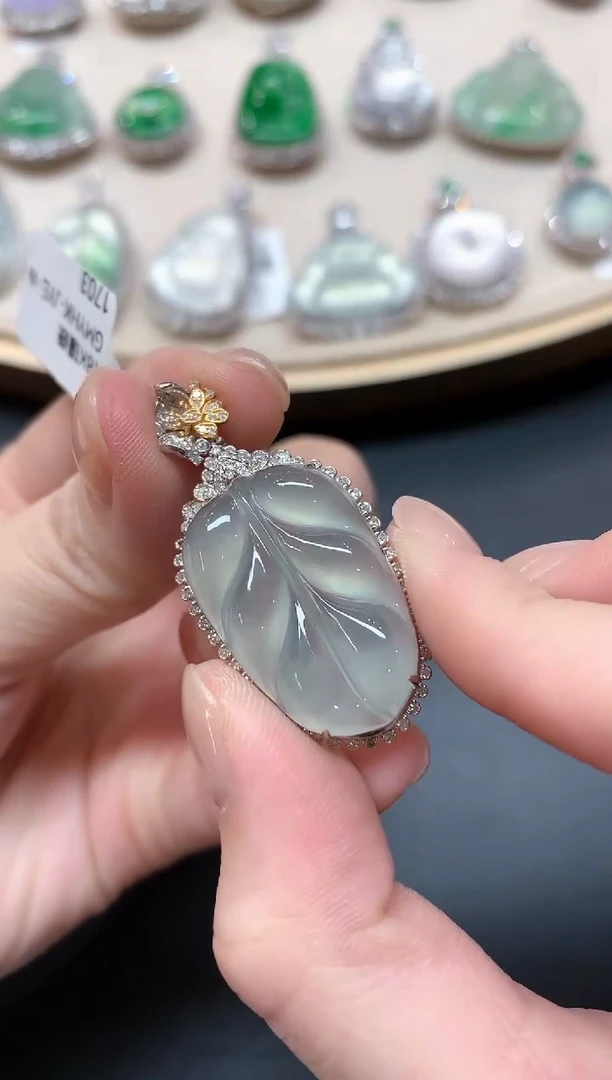 翡翠18K金镶嵌吊坠(不含链)A68|7800