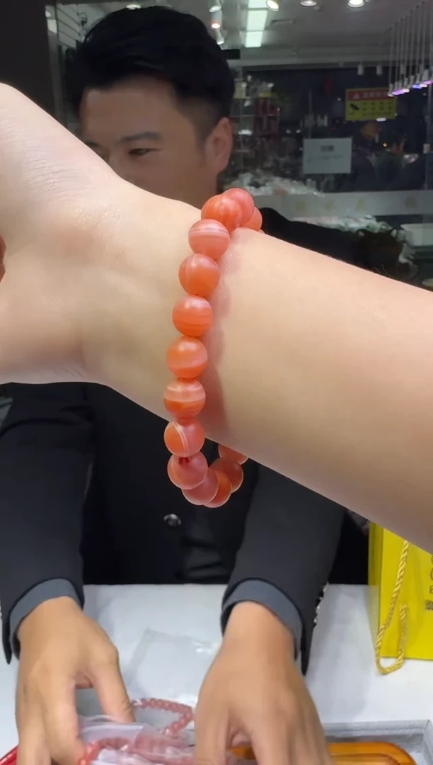 【闪购商品】南红玛瑙手链未镶嵌多样性发一件 297