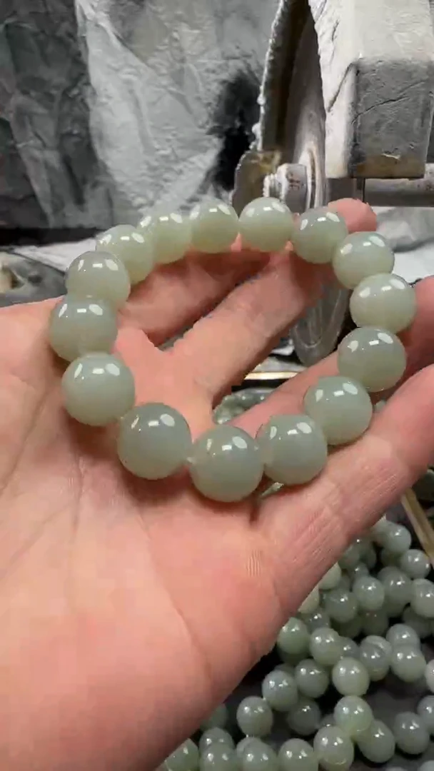 颈饰未镶嵌和田玉手串14