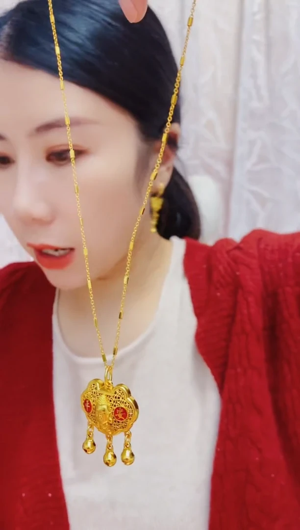 合金无041珐琅彩锁吊坠