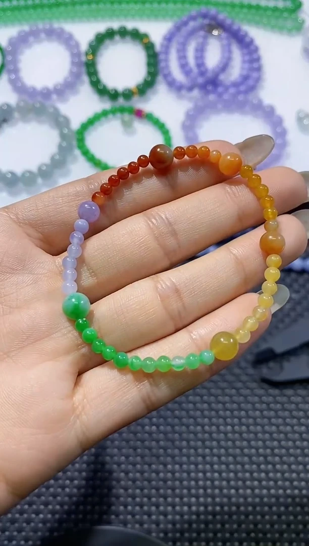 散珠翡翠多宝手串