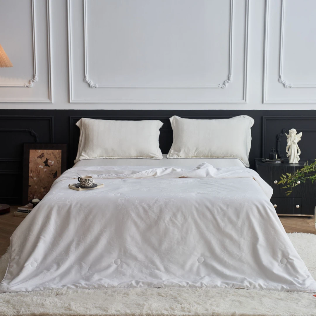 40支全棉提花桑蚕丝被