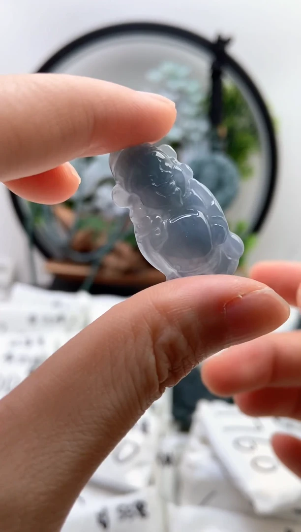 翡翠未镶嵌颈饰财神【品质一般能接受再拍】